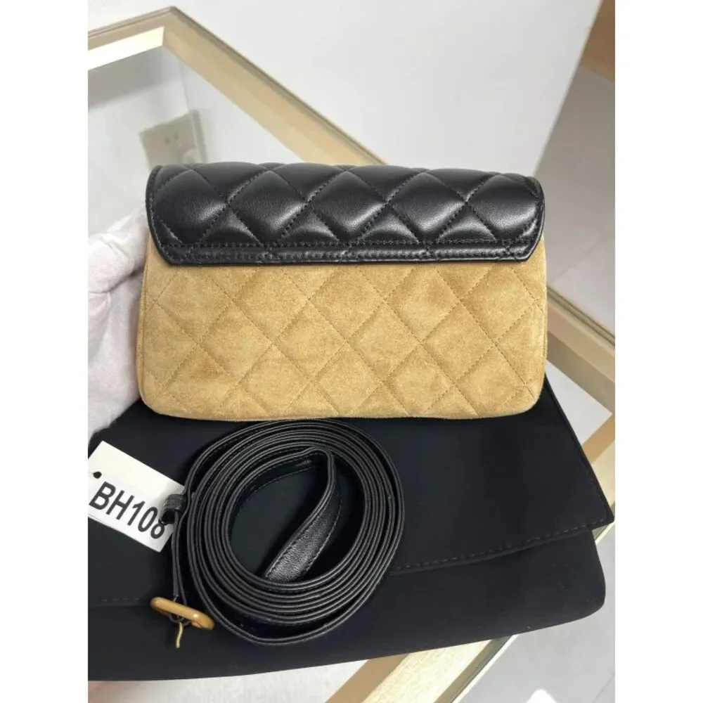 CHANEL brand color